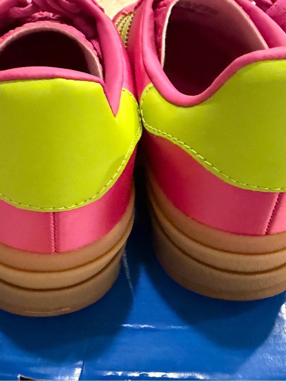 Ladies Size 9 Adidas Gazelle Bold Hot Pink & Neon Green Platform Sneakers - Picture 6 of 14